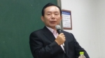 건국대 상경대학(학장 임천석)은 새누리당 최고위원인 이인제 국회의원을 초청, 29일 오전 교내 상허연구관에서 통일은 경제다를 주제로 특별 강연을 진행했다.