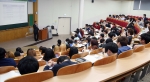 상반기 호서대학교에서 신입생을 대상으로 금융공개강좌를 개최하고 있는 모습