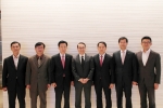 삼성전자가 국내 신용카드 6개사로 구성된 앱카드 협의체와 24일 삼성전자 서초사옥에서 앱카드 활성화를 위한 삼성전자 – 앱카드 협의체 사장단 협의를 열고 
앱카드의 온라인∙오프라인
