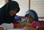 말레이시아에 파견된 한국 교사가 수업을 진행 중이다.