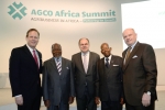 롭 스미스(Rob Smith) AGCO 유럽, 아프리카 및 중동 지역 담당 수석부사장 겸 전무, 조아킴 알베르투 시사누(Joaquim Alberto Chissano) 모잠비크 전 