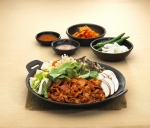 매콤한 양념과 쫄깃쫄깃한 맛의 본래철판 매콤불고기
