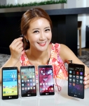 LG전자가 카메라와 사운드를 강화한 30만원 대 합리적인 가격의 스마트폰 LG 밴드 플레이를 SK텔레콤 전용으로 25일 국내 출시한다.