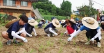 건국대학교 총학생회가 지난달 27일부터 30일까지 강원도 원주시 매호리 호저면 매화 마을에서 재학생 110명과 농촌 봉사활동을 펼쳤다