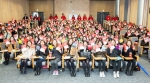 11월 28일(토) 인천 송도에 위치한 연세대학교 국제캠퍼스에서 푸르니보육지원재단의 보육교사 200명이 ‘신생아살리기 모자뜨기캠페인’을 체험하고 있다. 캠페인의 수익금 전액은 5세