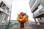 서울문화재단, 공공미술 조형물 7m 대형 ‘과일나무’ 설치해 일반에 공개
