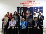 세종사이버대학교 외식창업프랜차이즈학과 이희열 교수(앞줄 왼쪽 첫 번째)와 말레이시아 이슬람 과학 대학교 관계자들이 기념촬영을 하고 있다
