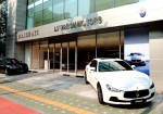 마세라티 공식 딜러인 LV위본모터스가 서울 송파구 방이동에 마세라티 신규 전시장을 오픈했다