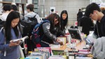 건국대학교 상허기념도서관이 독서의 계절을 맞아 학생들과 소통하는 도서관 문화를 만들기 위해 26~28일 2016 상허기념도서관 문화행사를 개최했다