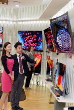 LG전자가 11월 한 달 동안 전국 판매점에서 TV 총결산 세일을 진행한다
