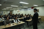 한국보건복지인력개발원 서울사회복무교육센터는 12월 8일 사회복무요원 직무교육에 참여하고 있는 외래강사 60여명을 대상으로 교육발전을 위한 교육운영 간담회를 개최하였다