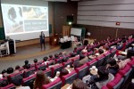 건국대학교 부속 동물병원이 지난 17일 건국대 산학협동관 1층 대강당에서 반려동물 보호자 200여명을 대상으로 제1회 펫맘스쿨을 개최했다