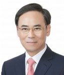 현대자동차그룹이 30일 HMC투자증권 영업총괄담당 이용배 부사장을 HMC투자증권 사장으로 승진 발령했다