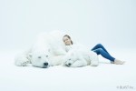 블라스트가 예술로서의 동물들 시리즈를 발표했다: 북극곰 어미와 새끼