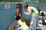 NGO단체 함께하는 사랑밭과 일성건설 임직원 봉사단 해피투게더 트루엘이 서울 영등포구 문래초등학교에서 벽화 그리기 봉사활동을 실시했다