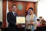 에코파트너즈 전춘식 회장이 몽골 환견관광부 장관으로부터 감사패를 수여받았다