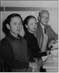 남산예술센터가 에어콘 없는 방을 14일 개막한다. 사진은 현순 가족사진이다. 왼쪽부터 현피터, 현앨리스, 현순(로스앤젤레스, 1948년) ⓒ David Hyun