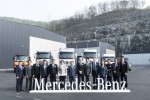 (왼쪽부터)충남 아산시에 위치한 ‘메르세데스-벤츠 트럭 스타 센터(Mercedes-Benz Truck Star Center)’ 오픈식에 참석한 다임러 트럭 코리아(주) 이원장 상무