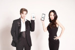 왼쪽부터 비고라이브 앱 내 이벤트 Mr & Ms BIGO 우승자인 BJ 미누, BJ뽀미가 화보 촬영을 진행하고 있다