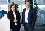 오른쪽부터 크라이버그 티피이 CEO 올리버 친트너(Oliver Zintner)와 EMEA 이사 모니카 호프만(Monika Hofmann) 박사