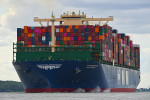 세계 최대 컨테이너선 2만4000TEU급 ‘HMM Hamburg (함부르크)’호가 만선으로 출항해 지금까지 누적 운송량 총 301만1054TEU를 기록했다