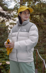 1992 눕시 재킷(30주년 기념판)을 착용한 노스페이스 홍보대사 신민아