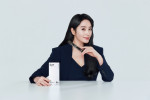 씨드비가 ‘물염색’ 브랜드 모델 배우 김혜수 인터뷰 영상을 공식 유튜브 채널에 공개했다