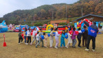영주호오토캠핑장 페스티벌에 참가한 어린이 캠퍼들이 레크레이션을 즐기고 있다