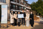 임플란트(오스템/디오) 시술 가능한 제이엘치과의원 김두희 대표원장과 이화영아원이 기부금 100만원 전달식을 가졌다