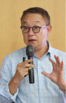LG CNS 현신균 대표가 서울대학교에서 ‘디지털 시대에 필요한 리더십’을 주제로 강연하고 있다