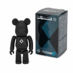 헬리녹스 창립 15주년 한정판 에디션 ‘Helinox x BE@RBRICK 100% - Black’