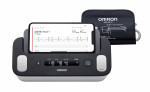 가정에서 혈압과 심전도를 동시에 측정할 수 있는 ‘오므론 컴플리트’