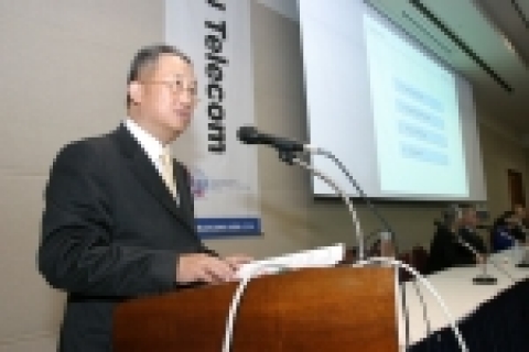 윤창번 사장, ‘부산 ITU 텔레콤 아시아 2004’ 포럼 기조연설