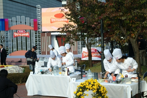 빕스, 고객 메뉴 제안 행사 개최