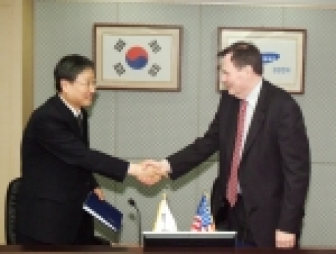 삼성전자, 세계최초 OCAP 인증 체결