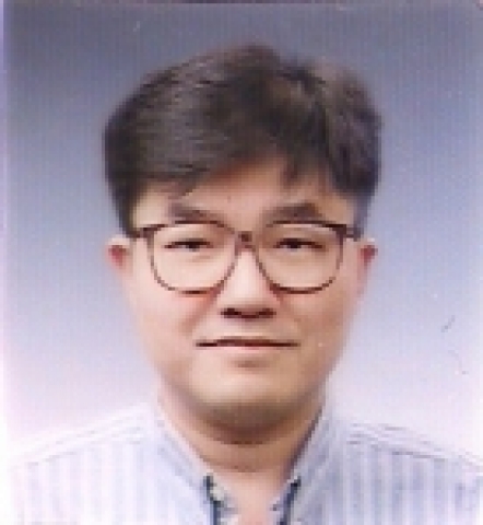 신형철 박사