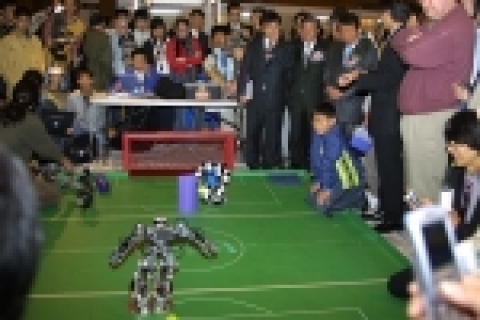 [사진추가]로봇올림피아드 축구 대회