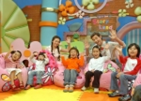 유아영어 전문방송 '키즈톡톡'의 대표적 프로그램 가운데 하나인 <스토리랜드>