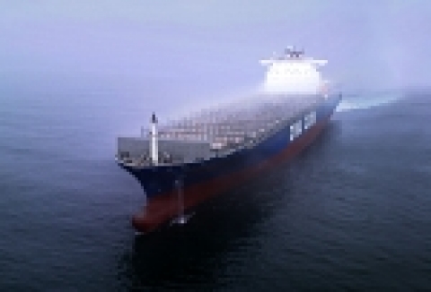독일 콘티사의 8천2백TEU급 초대형 컨테이너선 'CMA CGM 휴고(HUGO)'호