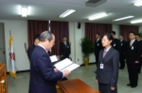 부산은행 신입행원 25명 입행