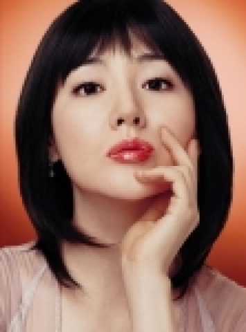 태평양이 수분펄을 함유해 얼굴의 꽃인 입술을 촉촉하고 건강하게 가꿔주는 ‘아이오페 트루스타일 립매직글로스’를 새로 선보인다. 