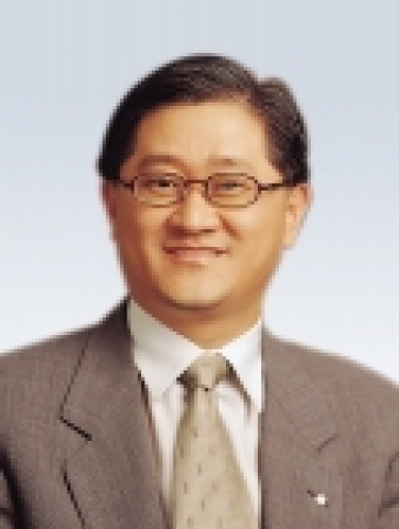 태평양 사장 서경배이 전문직여성한국연맹이 선정한 제12회 ‘BPW Gold Award’ 수상자로 선정되었다. 
