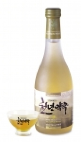 상황버섯을 이용한 독특한 신개념의 술 '천년약속'이 국내에 새로운 음주문화를 창조해가고 있다.