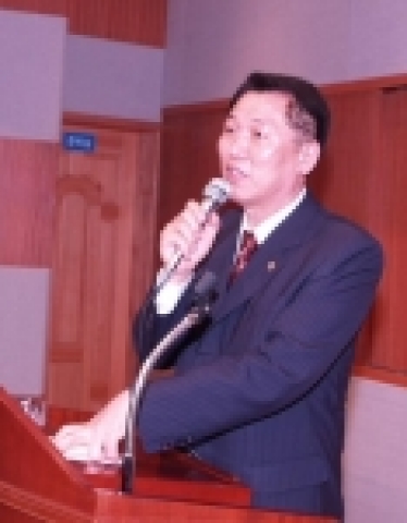 국립 경상대학교 농업생명과학관 101강의실에서 농업생명과학대학(학장 추호렬) 초청으로 박홍수 장관이 농업·농촌 정책방향'이란 주제로 특강을 했다.