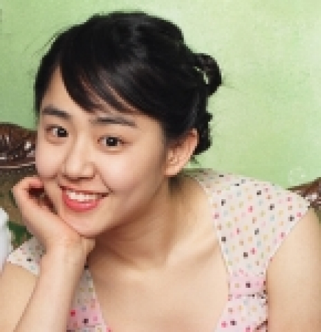 사랑할 수 밖에 없는 여배우, 문근영이 영화 '댄서의 순정'에서 실수투성이 연변소녀로 또 한번 매력을 발산하고 있다.