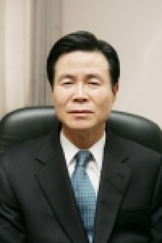 (주)KT Linkus는 14일 11시 구로동 본사에서 열린 주주총회에서 제 6대 사장으로 박부권 전 KT 전무를 선임했다고 밝혔다.