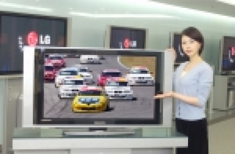 LG전자(대표: 金雙秀/ www.lge.com)가 LG브랜드 런칭 10주년을 기념하고, PDP TV 대중화를 위해 주력모델로 300만 원대 42인치 HD급 PDP TV(모델명: 4