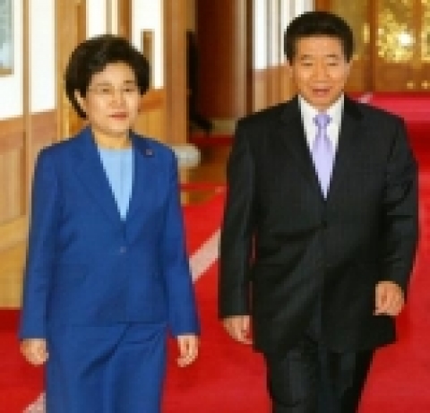 노무현 대통령과 장하진 여성부 장관
