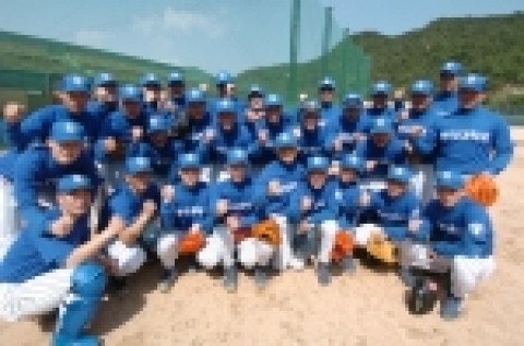 동의대 야구부가 21일 동대문야구장에서 열리고 있는 2005년도 전국대학야구 춘계리그전에서 원광대를 2-1로 물리치고 역전승을 거두었다.