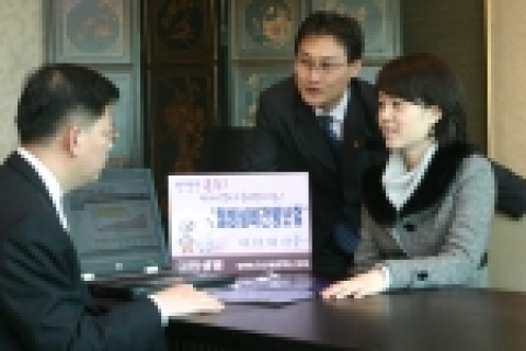 대한생명(사장 신은철, www.korealife.com)은 중풍•재해 등으로 인한 일상생활 장해나 치매상태에 빠질 경우, 매월 간병자금을 지급하는 『웰빙실버간병보험』을 